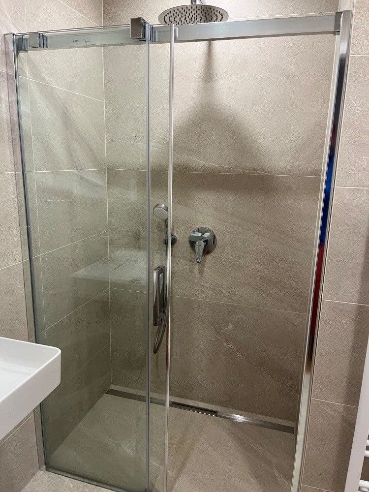 Prenájom bytu 1-izbový 38 m², Závišova, Praha, Praha Prenájom bytu 1-izbový 38 m², Závišova, Praha, Praha