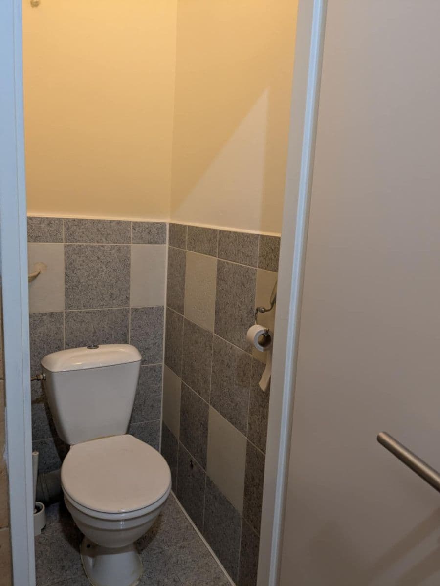 Prenájom bytu 2-izbový 50 m², Žerotínova, Praha, Praha Prenájom bytu 2-izbový 50 m², Žerotínova, Praha, Praha