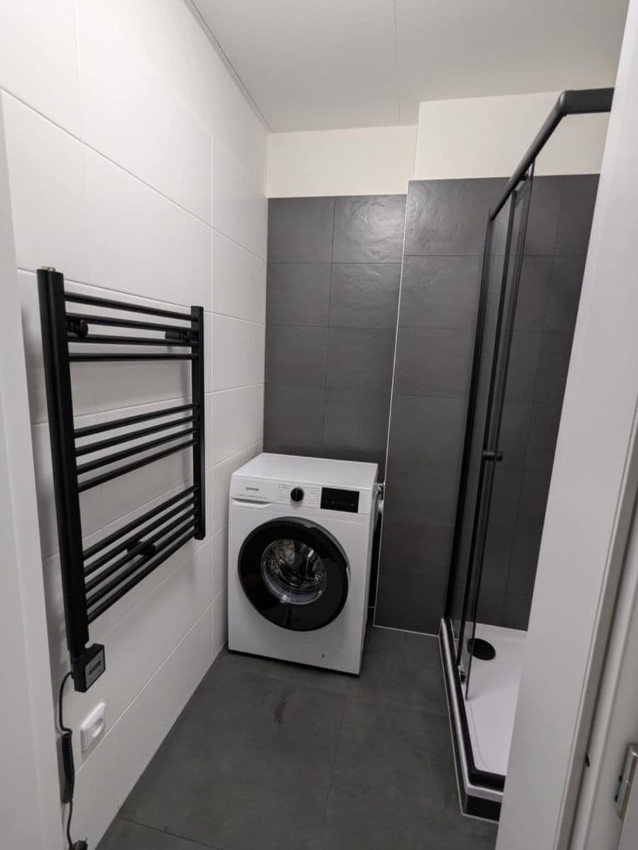 Prenájom bytu 2-izbový 50 m², Žerotínova, Praha, Praha Prenájom bytu 2-izbový 50 m², Žerotínova, Praha, Praha