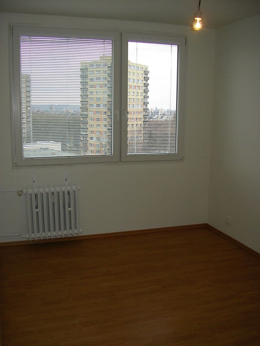 Prenájom bytu 3-izbový 68 m², Zálesí, Praha, Praha Prenájom bytu 3-izbový 68 m², Zálesí, Praha, Praha