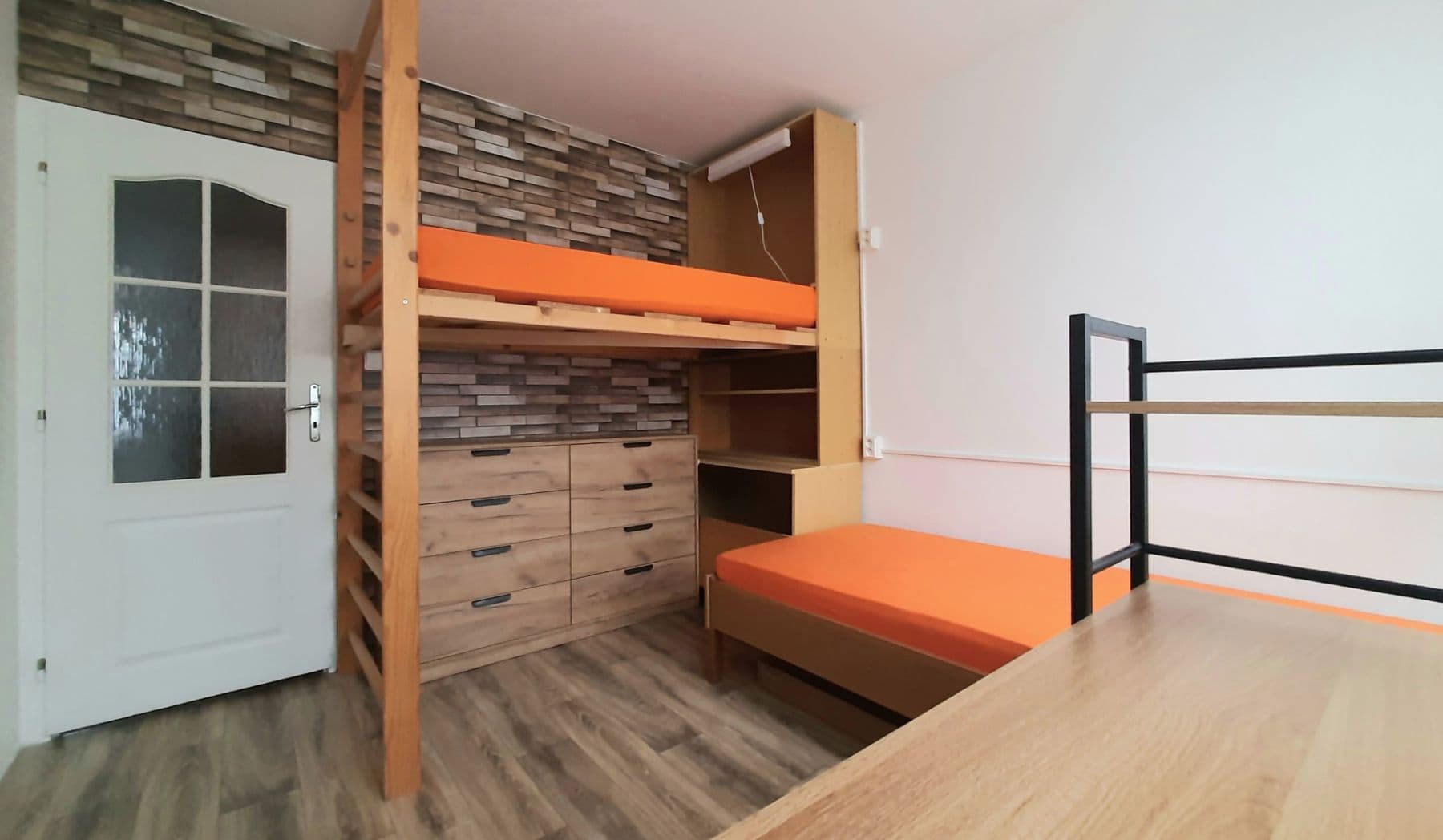 Predaj bytu 3-izbový 67 m², Třebenická, Praha, Praha Predaj bytu 3-izbový 67 m², Třebenická, Praha, Praha