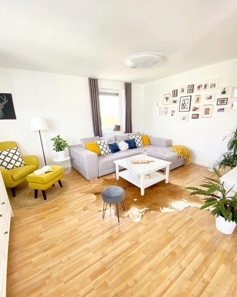 Prenájom bytu 2-izbový 65 m², Planét, Ružinov, Bratislavský kraj Prenájom bytu 2-izbový 65 m², Planét, Ružinov, Bratislavský kraj