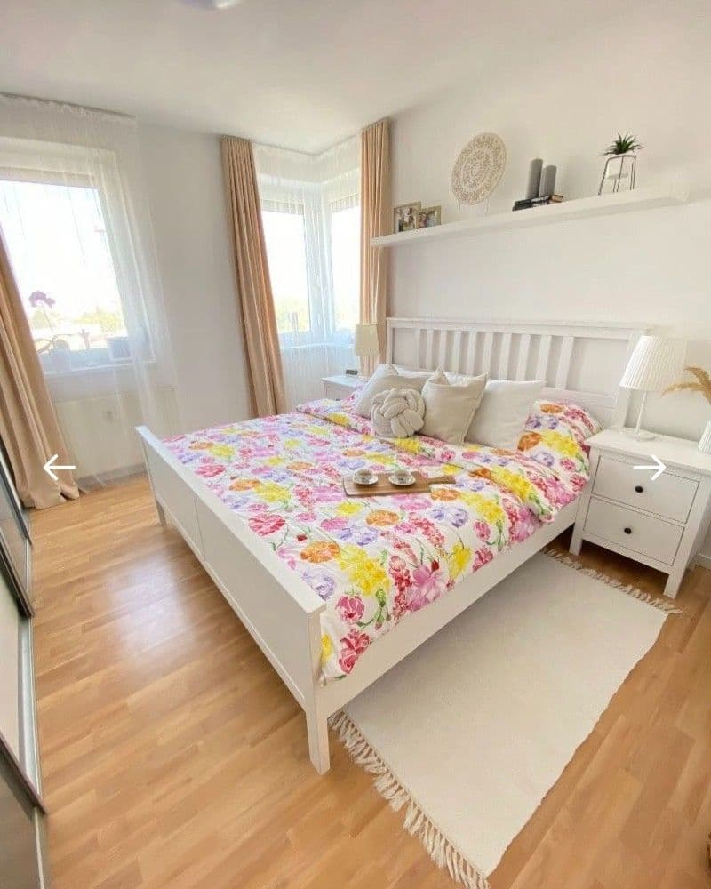 Prenájom bytu 2-izbový 65 m², Planét, Ružinov, Bratislavský kraj Prenájom bytu 2-izbový 65 m², Planét, Ružinov, Bratislavský kraj