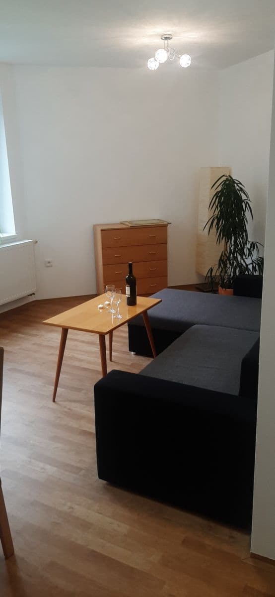 Prenájom bytu 2-izbový 40 m², Lesní, Luštěnice, Středočeský kraj Prenájom bytu 2-izbový 40 m², Lesní, Luštěnice, Středočeský kraj