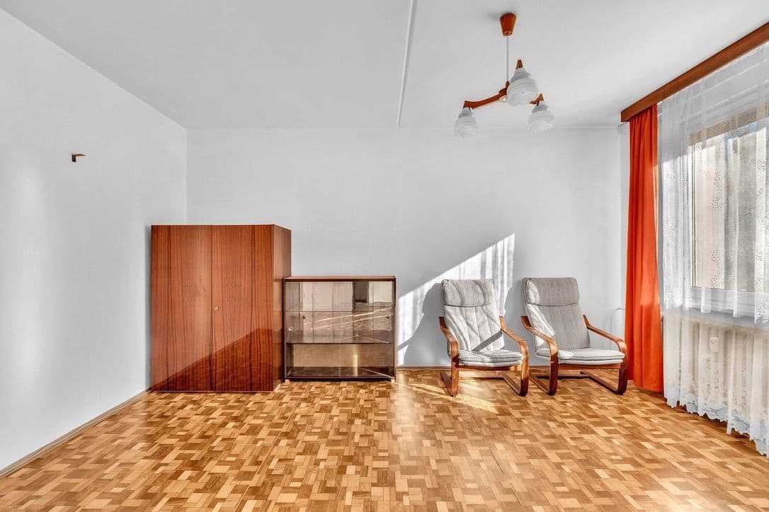 Prenájom bytu 2-izbový 45 m², Topolská, Chrudim, Pardubický kraj Prenájom bytu 2-izbový 45 m², Topolská, Chrudim, Pardubický kraj