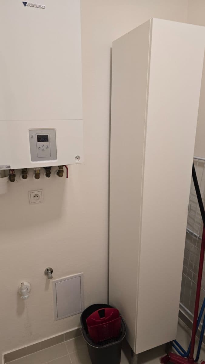 Prenájom bytu 2-izbový 74 m², U Plynárny, Praha, Praha Prenájom bytu 2-izbový 74 m², U Plynárny, Praha, Praha