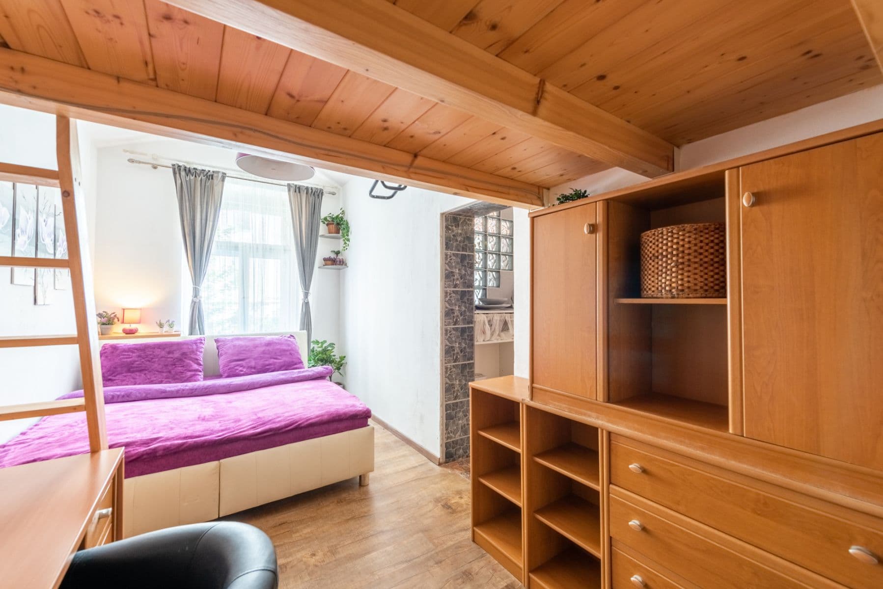 Prenájom bytu 45 m², Táboritská, Praha, Praha Prenájom bytu 45 m², Táboritská, Praha, Praha