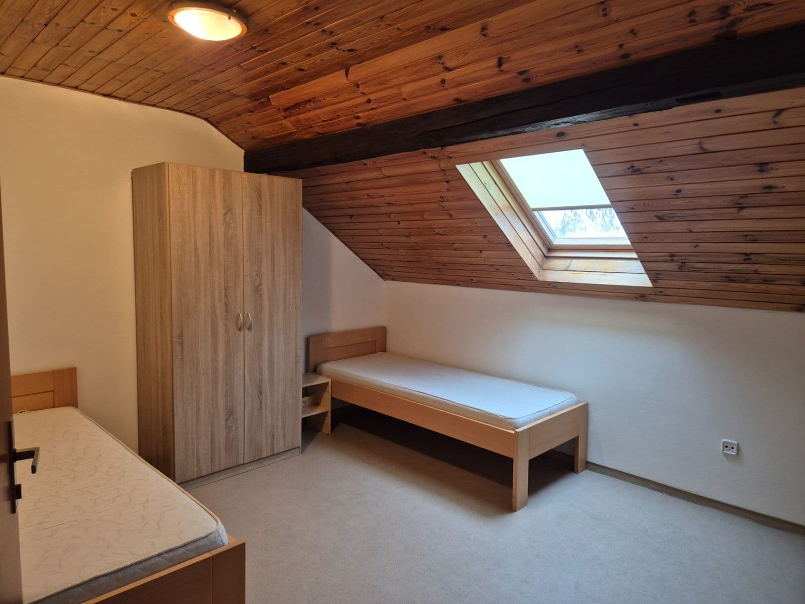 Prenájom bytu 3-izbový 61 m², Hněvkovského, Brno, Jihomoravský kraj Prenájom bytu 3-izbový 61 m², Hněvkovského, Brno, Jihomoravský kraj