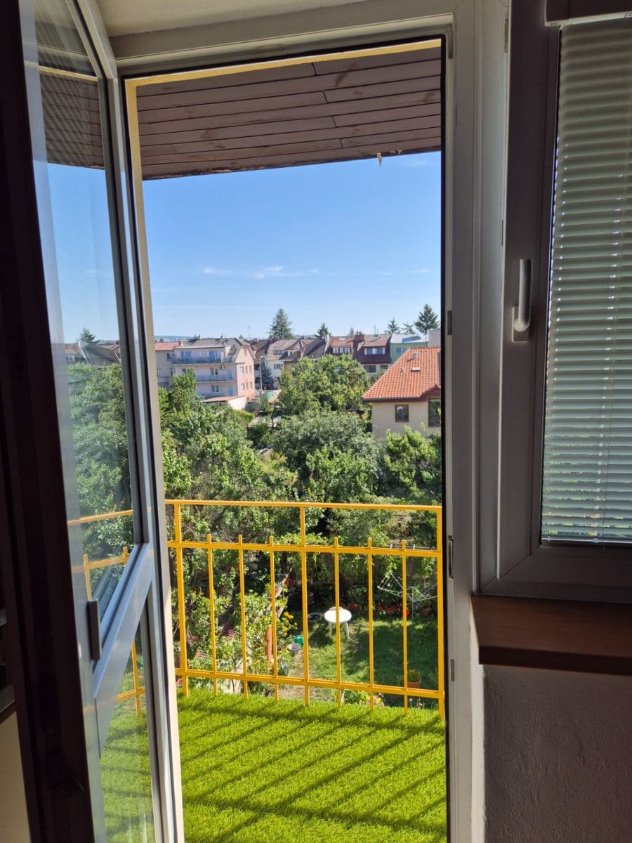 Prenájom bytu 3-izbový 82 m², Hněvkovského, Brno, Jihomoravský kraj Prenájom bytu 3-izbový 82 m², Hněvkovského, Brno, Jihomoravský kraj
