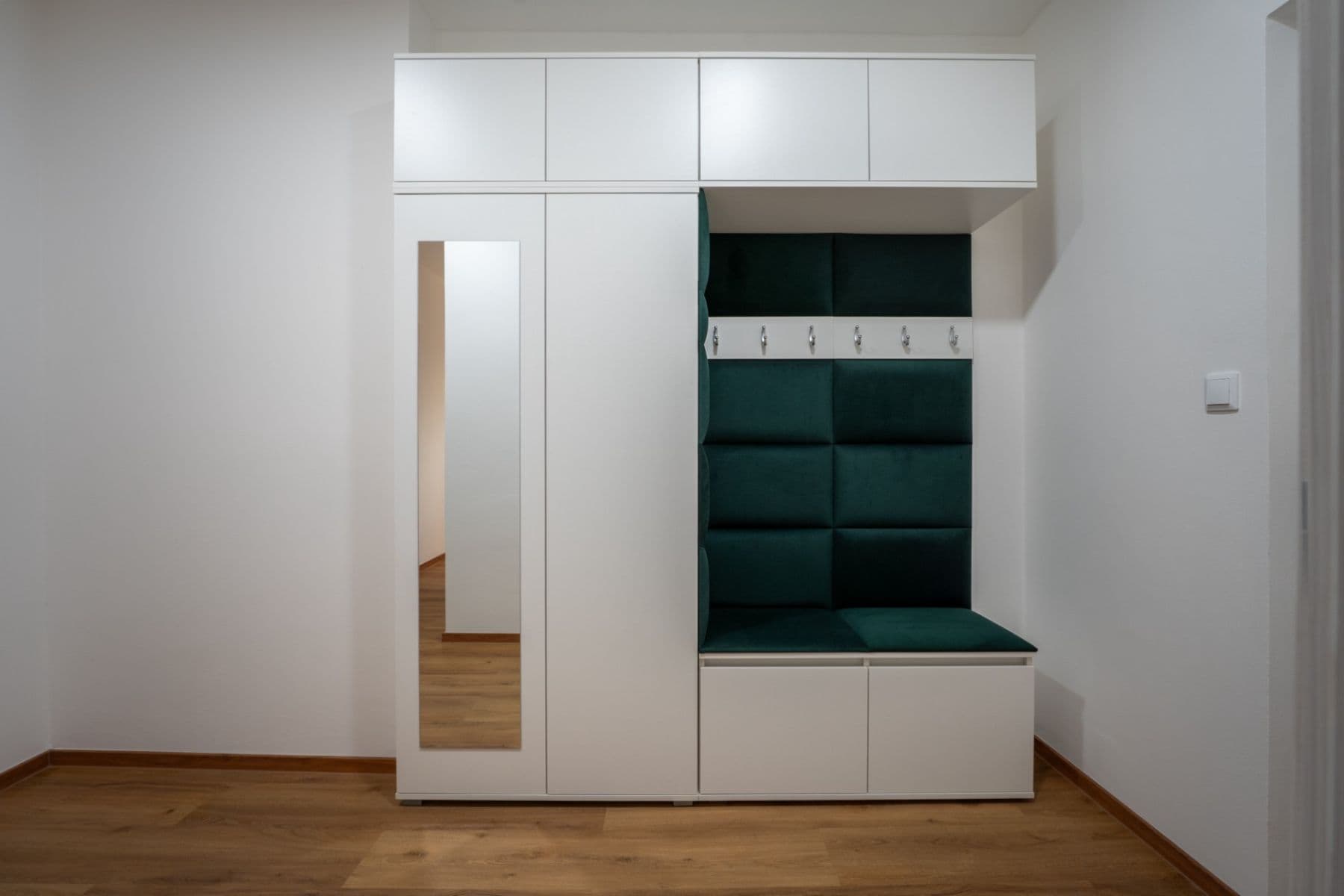 Prenájom bytu 2-izbový 57 m², Kamerunská, Praha, Praha Prenájom bytu 2-izbový 57 m², Kamerunská, Praha, Praha