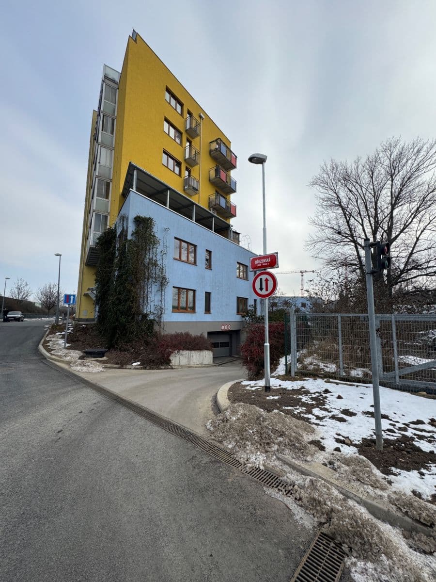 Predaj garáže 19 m², Březenská, Praha, Praha Predaj garáže 19 m², Březenská, Praha, Praha