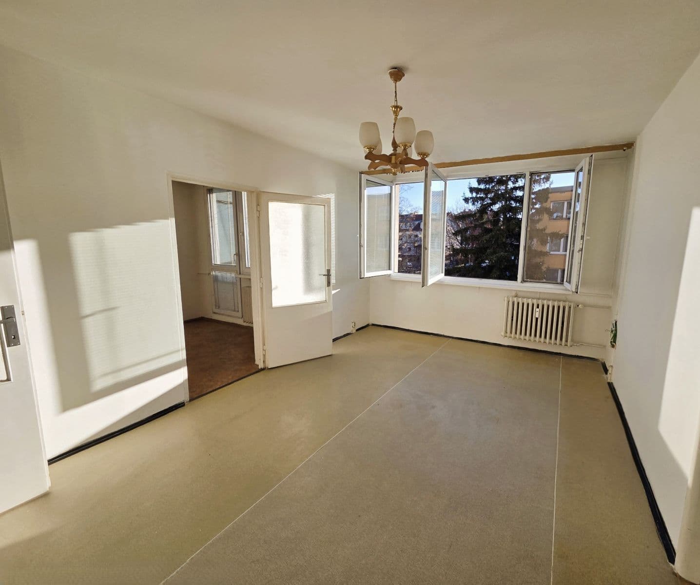 Predaj bytu 3-izbový 64 m², Křenická, Praha, Praha Predaj bytu 3-izbový 64 m², Křenická, Praha, Praha