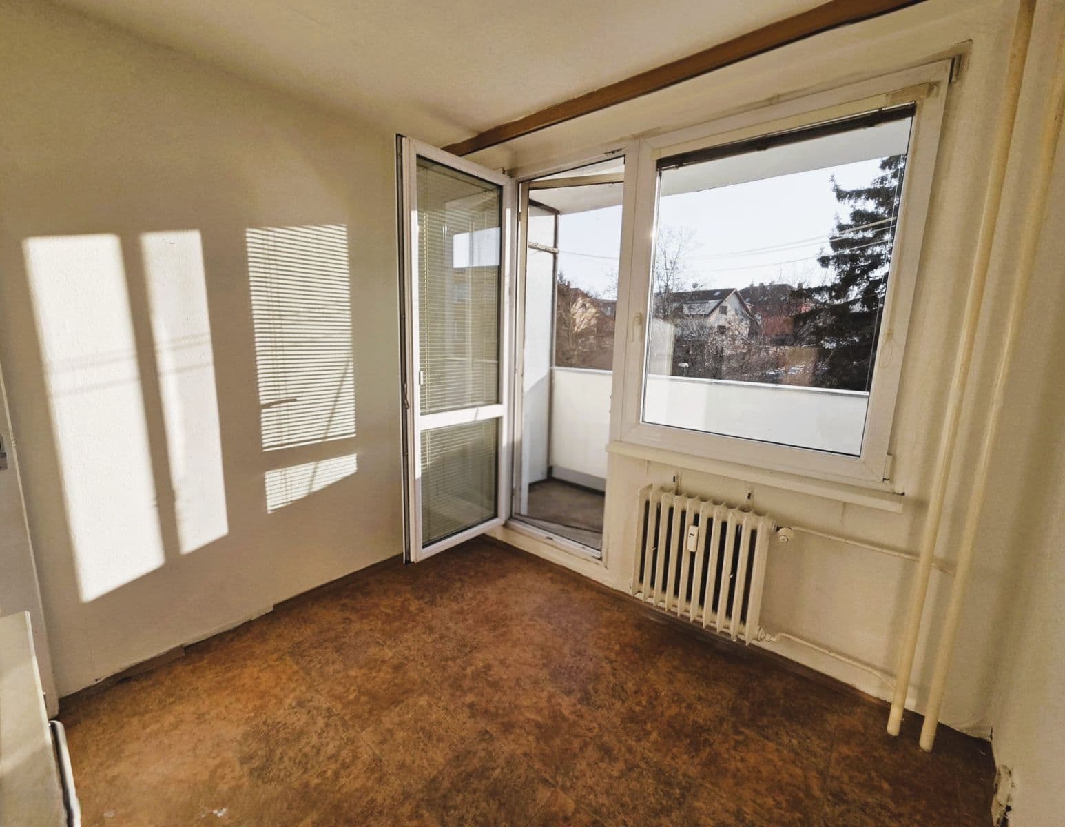 Predaj bytu 3-izbový 64 m², Křenická, Praha, Praha Predaj bytu 3-izbový 64 m², Křenická, Praha, Praha