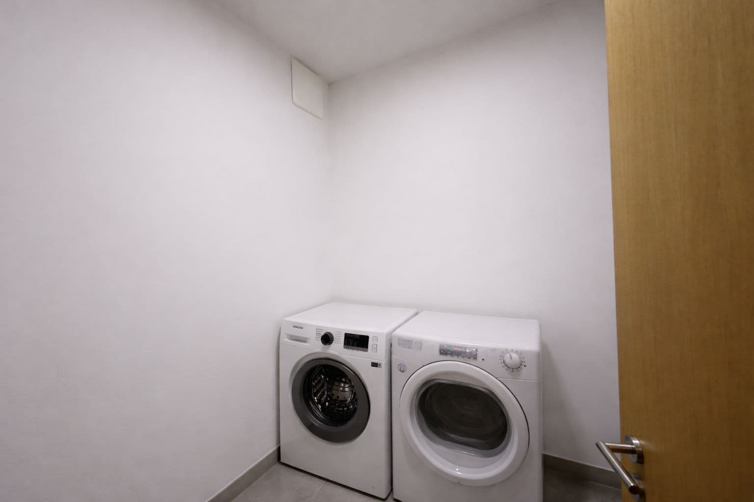 Predaj bytu 3-izbový 83 m², Na Vysoké Ⅰ, Praha, Praha Predaj bytu 3-izbový 83 m², Na Vysoké Ⅰ, Praha, Praha