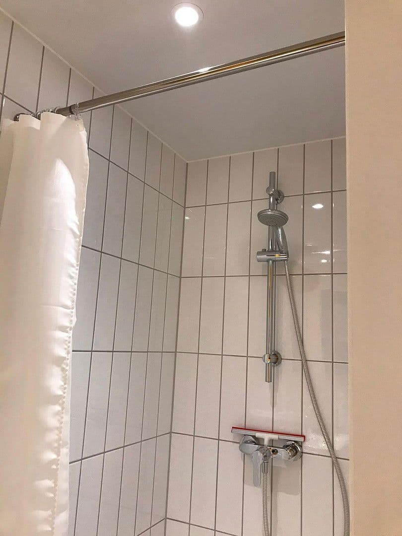 Prenájom bytu 1-izbový 21 m², Berlin, Berlín Prenájom bytu 1-izbový 21 m², Berlin, Berlín