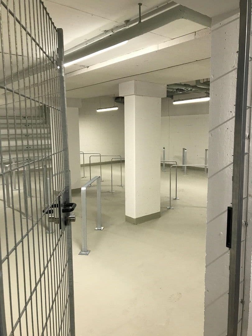 Prenájom bytu 1-izbový 21 m², Berlin, Berlín Prenájom bytu 1-izbový 21 m², Berlin, Berlín