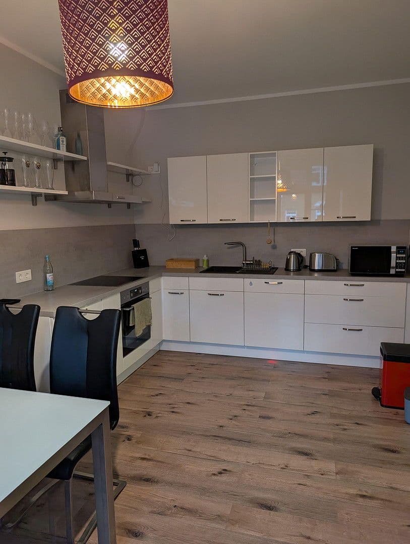 Prenájom bytu 2-izbový 73 m², Erfurt, Durínsko Prenájom bytu 2-izbový 73 m², Erfurt, Durínsko