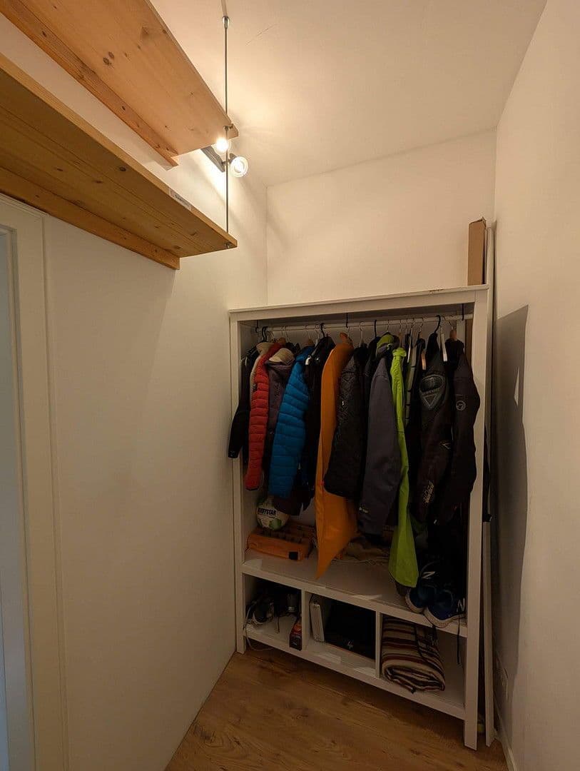 Prenájom bytu 2-izbový 73 m², Erfurt, Durínsko Prenájom bytu 2-izbový 73 m², Erfurt, Durínsko