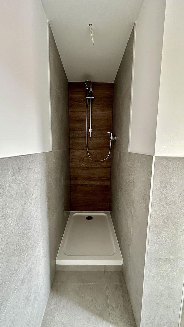 Prenájom bytu 3-izbový 85 m², Reeperbahn 2, Kiel, Šlezvicko-Holštajnsko Prenájom bytu 3-izbový 85 m², Reeperbahn 2, Kiel, Šlezvicko-Holštajnsko