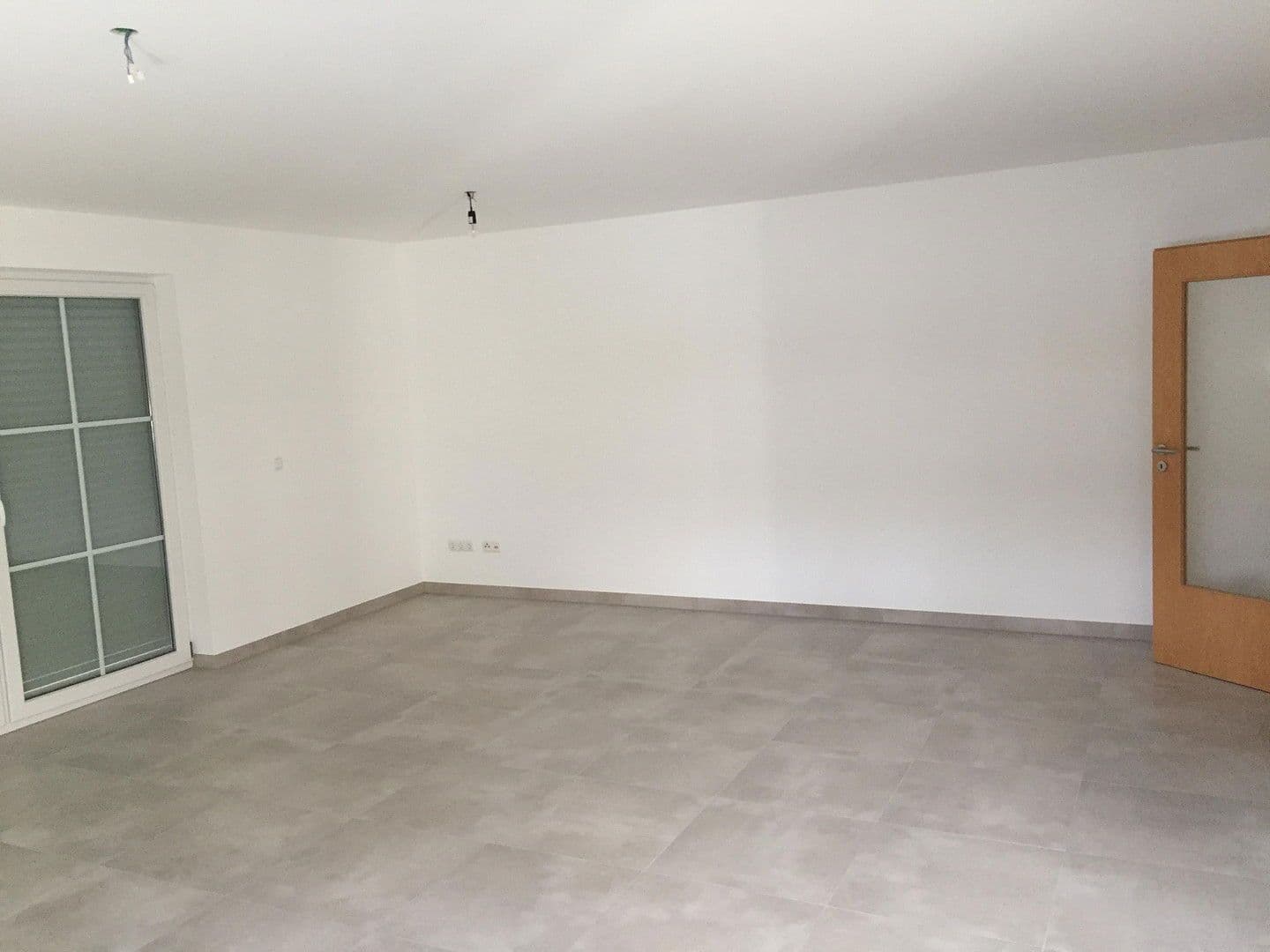 Prenájom bytu 3-izbový 115 m², Markt Schwaben, Bavorsko Prenájom bytu 3-izbový 115 m², Markt Schwaben, Bavorsko