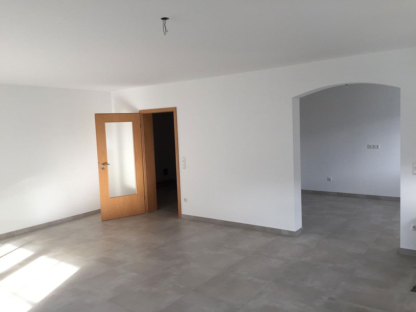 Prenájom bytu 3-izbový 115 m², Markt Schwaben, Bavorsko Prenájom bytu 3-izbový 115 m², Markt Schwaben, Bavorsko