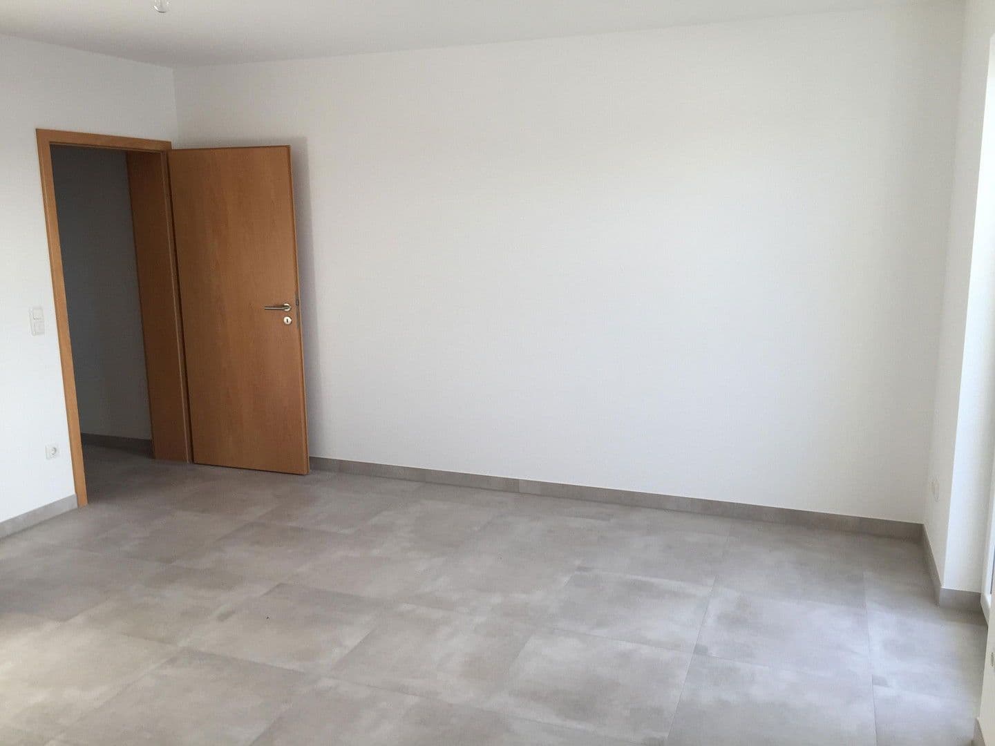 Prenájom bytu 3-izbový 115 m², Markt Schwaben, Bavorsko Prenájom bytu 3-izbový 115 m², Markt Schwaben, Bavorsko