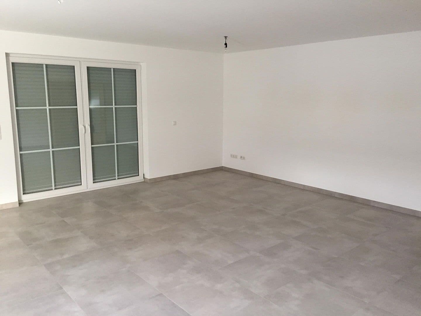 Prenájom bytu 3-izbový 115 m², Markt Schwaben, Bavorsko Prenájom bytu 3-izbový 115 m², Markt Schwaben, Bavorsko