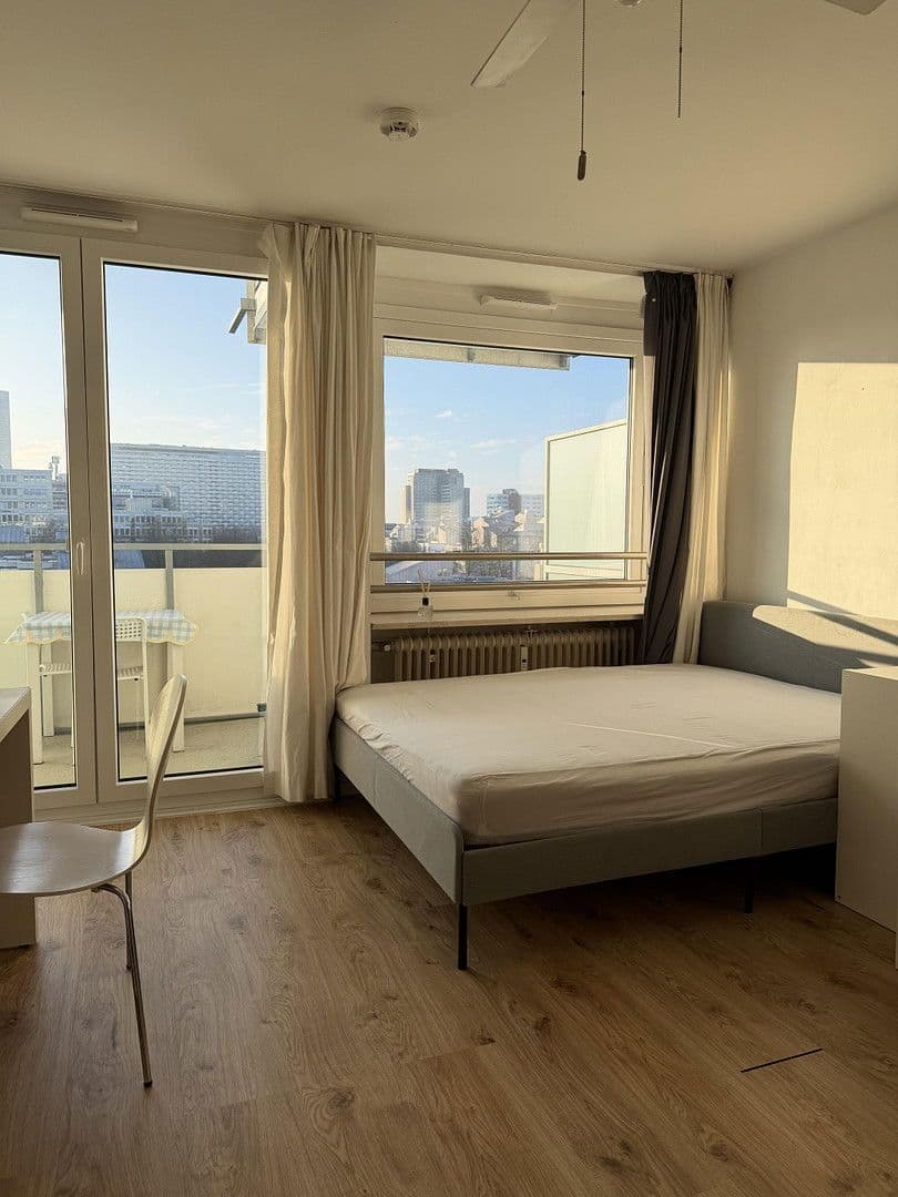 Prenájom bytu 1-izbový 32 m², Daphnestraße 32, München, Bavorsko Prenájom bytu 1-izbový 32 m², Daphnestraße 32, München, Bavorsko