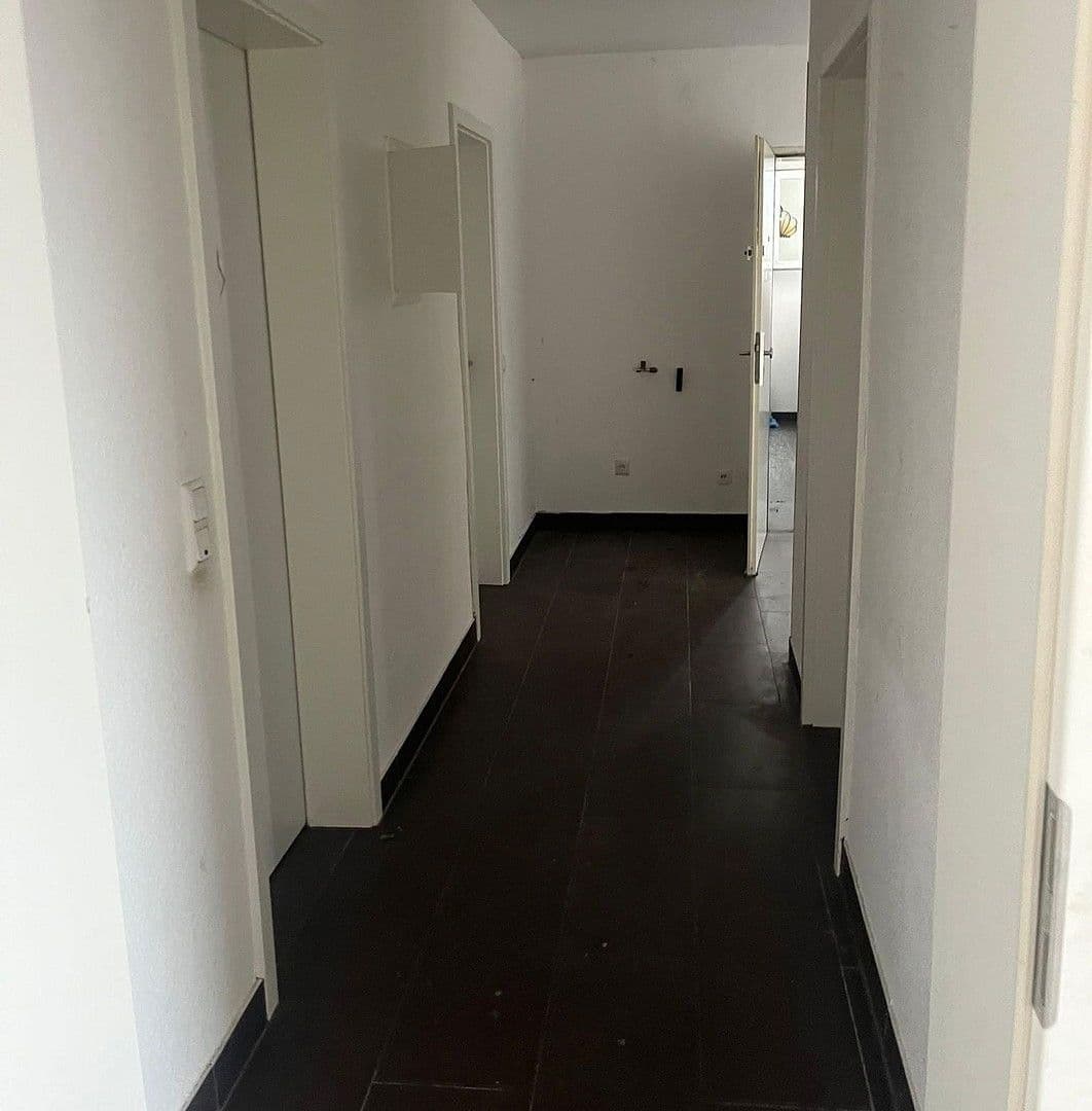 Prenájom bytu 3-izbový 83 m², Irisweg, Köln-Pesch, Severné Porýnie - Westfálsko Prenájom bytu 3-izbový 83 m², Irisweg, Köln-Pesch, Severné Porýnie - Westfálsko