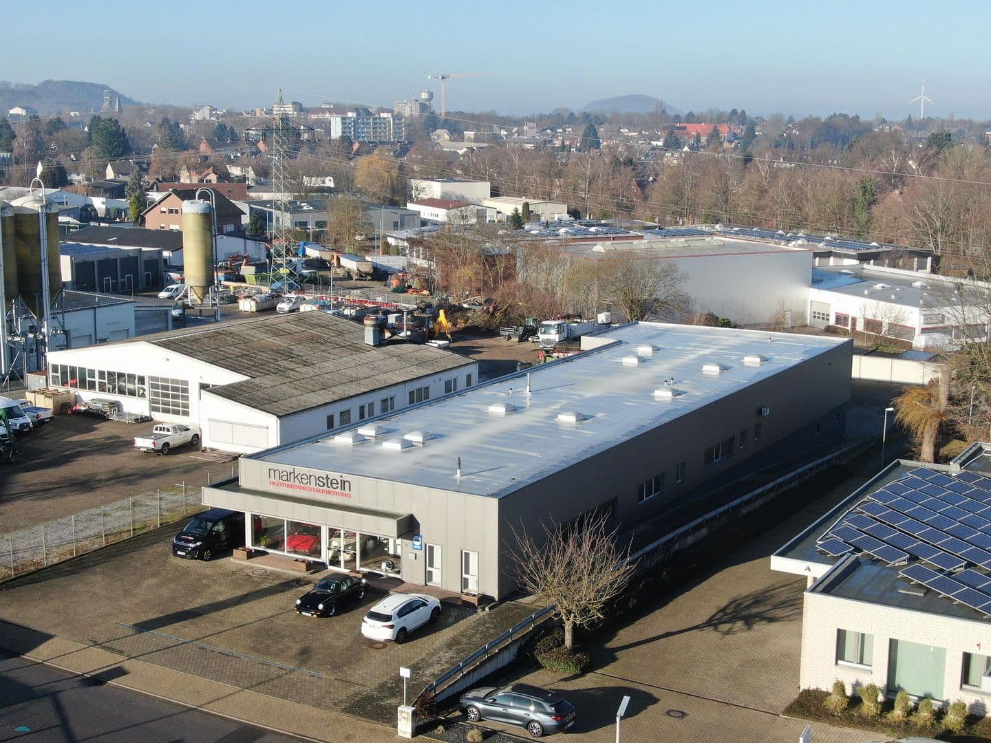 Predaj nebytového priestoru 2.400 m², Carl-Zeiss-Straße 16, Alsdorf, Severné Porýnie - Westfálsko Predaj nebytového priestoru 2.400 m², Carl-Zeiss-Straße 16, Alsdorf, Severné Porýnie - Westfálsko