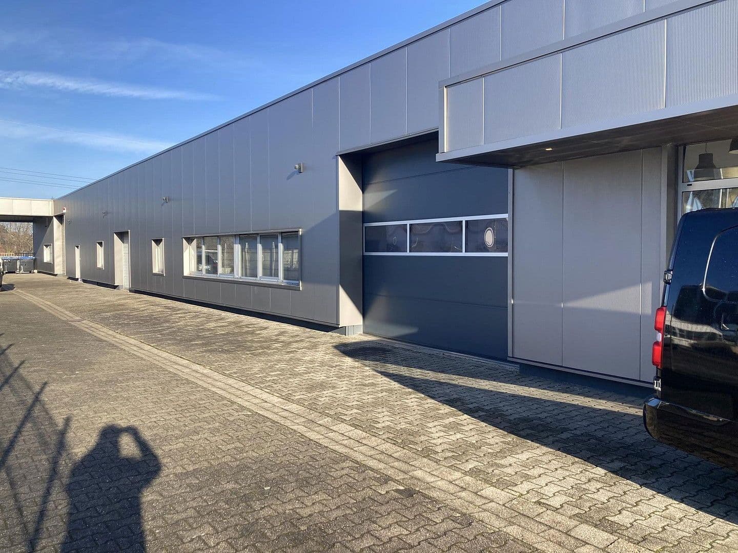 Predaj nebytového priestoru 2.400 m², Carl-Zeiss-Straße 16, Alsdorf, Severné Porýnie - Westfálsko Predaj nebytového priestoru 2.400 m², Carl-Zeiss-Straße 16, Alsdorf, Severné Porýnie - Westfálsko