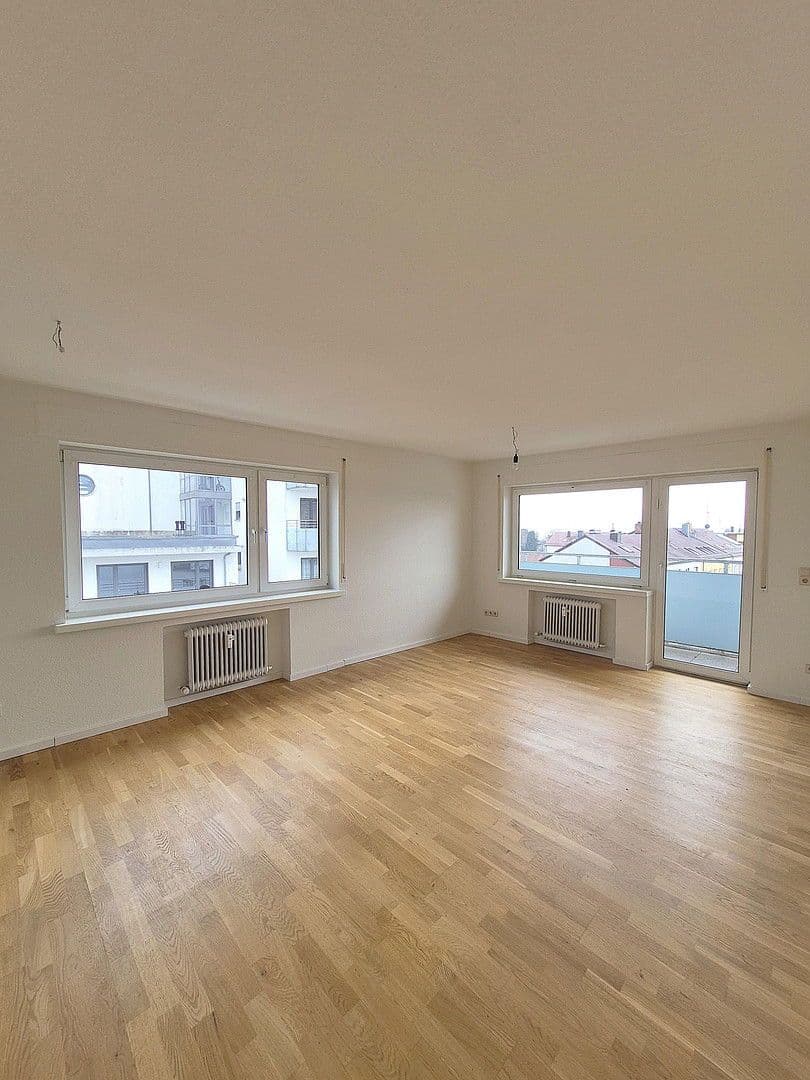Prenájom bytu 4-izbový 92 m², Werastr. 39, Friedrichshafen, Bádensko-Wurttembersko Prenájom bytu 4-izbový 92 m², Werastr. 39, Friedrichshafen, Bádensko-Wurttembersko