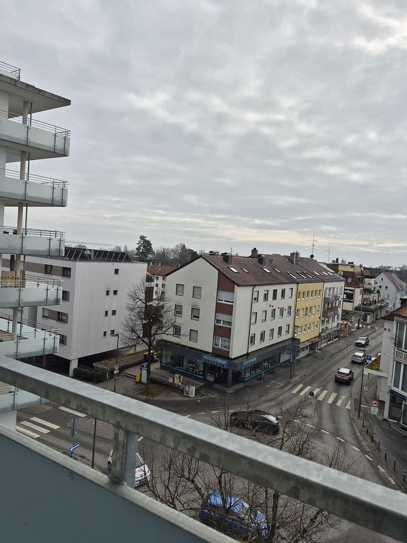 Prenájom bytu 4-izbový 92 m², Werastr. 39, Friedrichshafen, Bádensko-Wurttembersko Prenájom bytu 4-izbový 92 m², Werastr. 39, Friedrichshafen, Bádensko-Wurttembersko