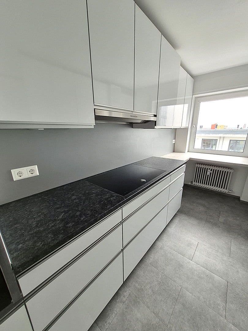 Prenájom bytu 4-izbový 92 m², Werastr. 39, Friedrichshafen, Bádensko-Wurttembersko Prenájom bytu 4-izbový 92 m², Werastr. 39, Friedrichshafen, Bádensko-Wurttembersko