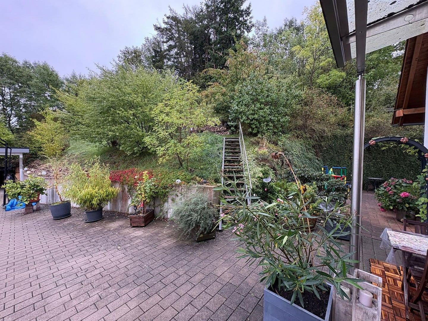 Predaj domu 140 m², pozemek 749 m², Hildrizhauser Straße 36, Gärtringen, Bádensko-Wurttembersko Predaj domu 140 m², pozemek 749 m², Hildrizhauser Straße 36, Gärtringen, Bádensko-Wurttembersko