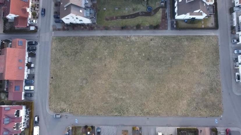 Predaj pozemku 3.399 m², Brahmsweg 1, Bad Rappenau, Bádensko-Wurttembersko Predaj pozemku 3.399 m², Brahmsweg 1, Bad Rappenau, Bádensko-Wurttembersko