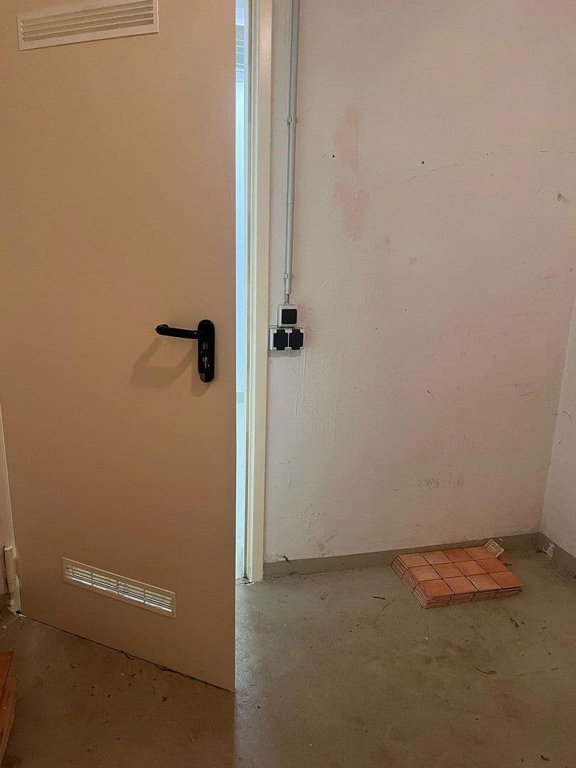 Predaj bytu 2-izbový 74 m², Bachemer Str. 341, Köln, Severné Porýnie - Westfálsko Predaj bytu 2-izbový 74 m², Bachemer Str. 341, Köln, Severné Porýnie - Westfálsko