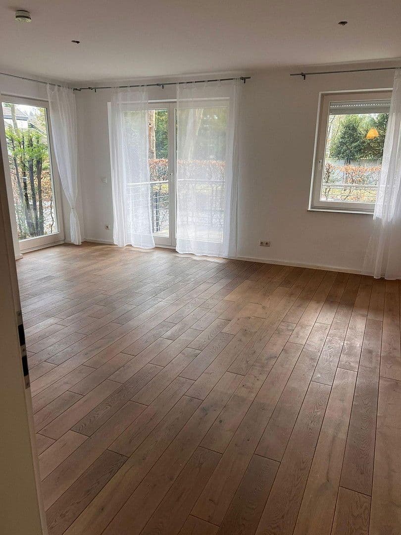 Predaj bytu 2-izbový 74 m², Bachemer Str. 341, Köln, Severné Porýnie - Westfálsko Predaj bytu 2-izbový 74 m², Bachemer Str. 341, Köln, Severné Porýnie - Westfálsko