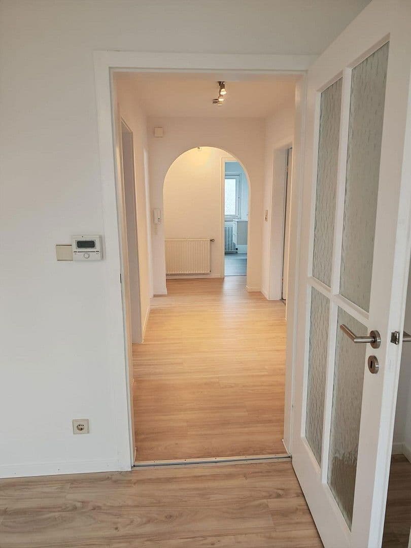 Prenájom bytu 3-izbový 83 m², Stuttgart, Bádensko-Wurttembersko Prenájom bytu 3-izbový 83 m², Stuttgart, Bádensko-Wurttembersko