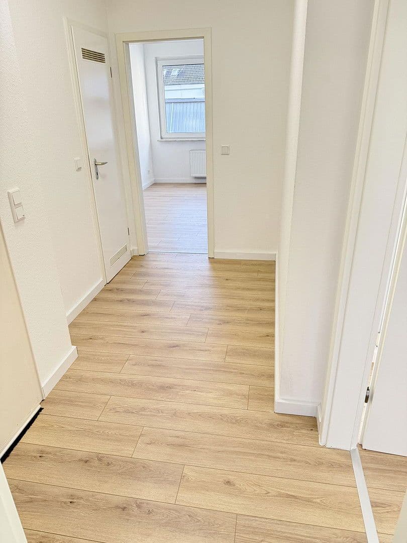 Prenájom bytu 1-izbový 45 m², Steinenfeld 41, Wuppertal, Severné Porýnie - Westfálsko Prenájom bytu 1-izbový 45 m², Steinenfeld 41, Wuppertal, Severné Porýnie - Westfálsko