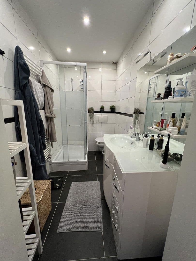 Prenájom bytu 3-izbový 75 m², Saarlandstraße 110, Dortmund, Severné Porýnie - Westfálsko Prenájom bytu 3-izbový 75 m², Saarlandstraße 110, Dortmund, Severné Porýnie - Westfálsko