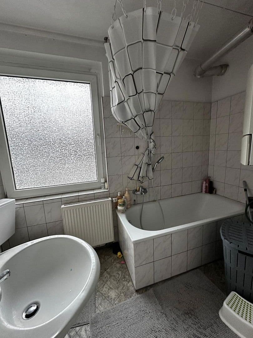 Prenájom bytu 3-izbový 69 m², Bohmter Str. 54, Osnabrück, Dolné Sasko Prenájom bytu 3-izbový 69 m², Bohmter Str. 54, Osnabrück, Dolné Sasko