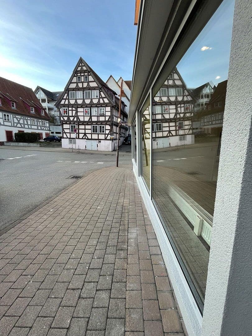 Prenájom kancelárie 80 m², Enzstraße 126, Pforzheim-Eutingen, Bádensko-Wurttembersko Prenájom kancelárie 80 m², Enzstraße 126, Pforzheim-Eutingen, Bádensko-Wurttembersko