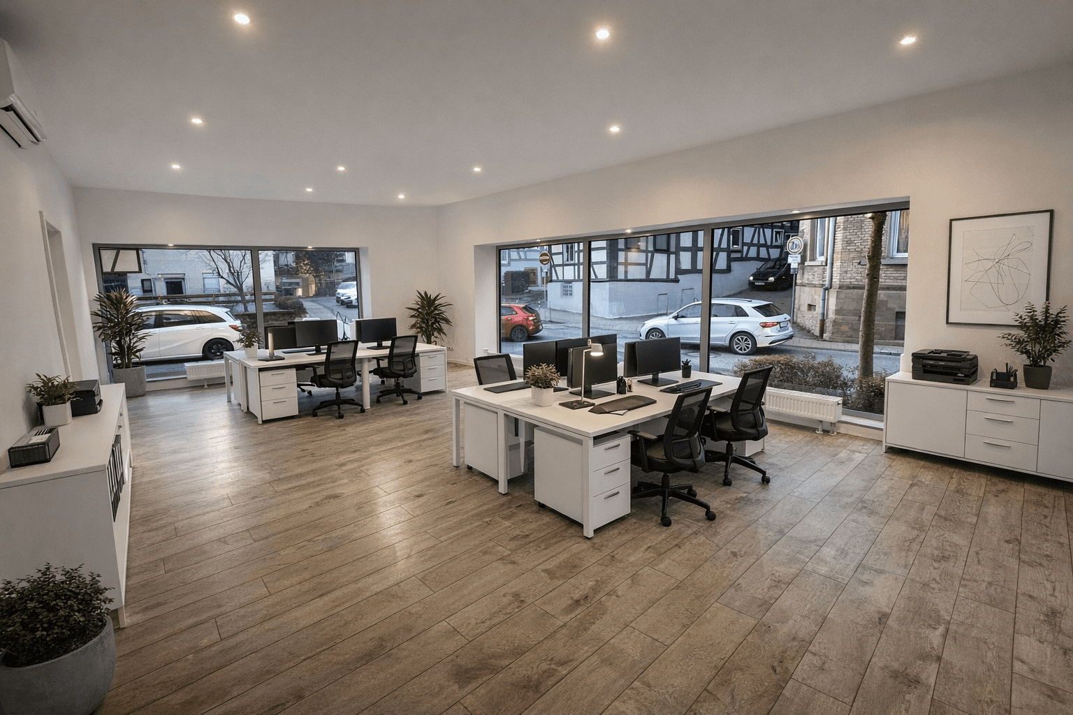 Prenájom kancelárie 80 m², Enzstraße 126, Pforzheim-Eutingen, Bádensko-Wurttembersko Prenájom kancelárie 80 m², Enzstraße 126, Pforzheim-Eutingen, Bádensko-Wurttembersko