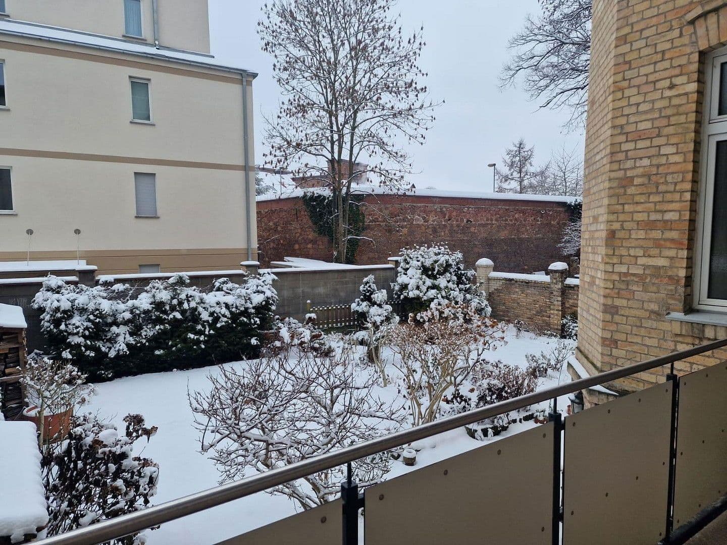 Prenájom bytu 4-izbový 134 m², Ule-Straße 12, Halle/Saale, Sasko-Anhaltsko Prenájom bytu 4-izbový 134 m², Ule-Straße 12, Halle/Saale, Sasko-Anhaltsko