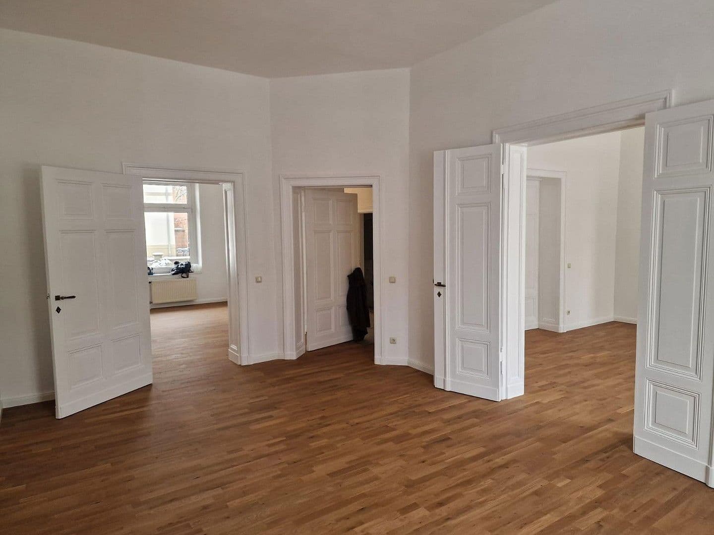 Prenájom bytu 4-izbový 134 m², Ule-Straße 12, Halle/Saale, Sasko-Anhaltsko Prenájom bytu 4-izbový 134 m², Ule-Straße 12, Halle/Saale, Sasko-Anhaltsko