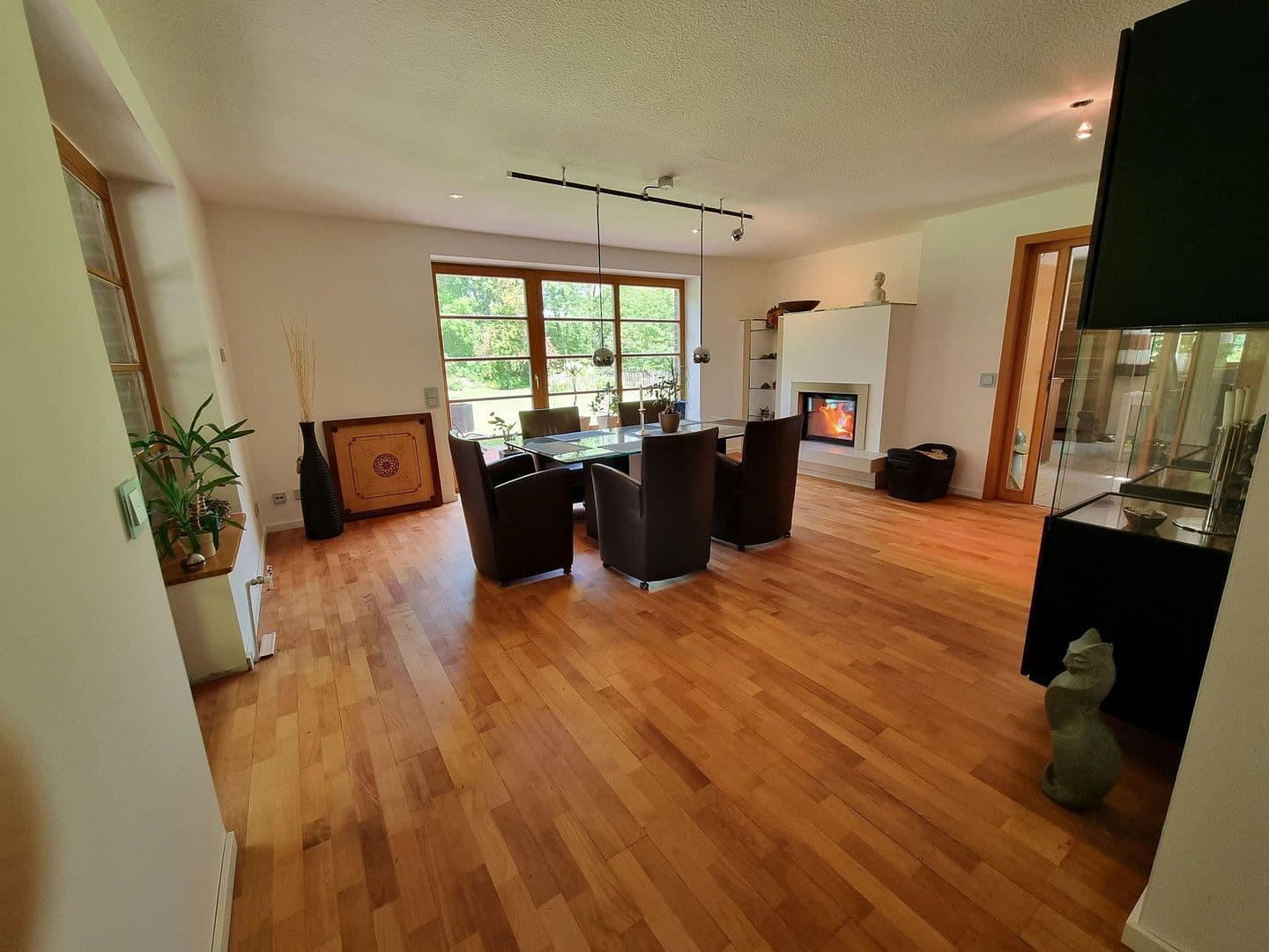 Predaj domu 260 m², pozemek 4.487 m², Oldenburg (Oldb), Dolné Sasko Predaj domu 260 m², pozemek 4.487 m², Oldenburg (Oldb), Dolné Sasko