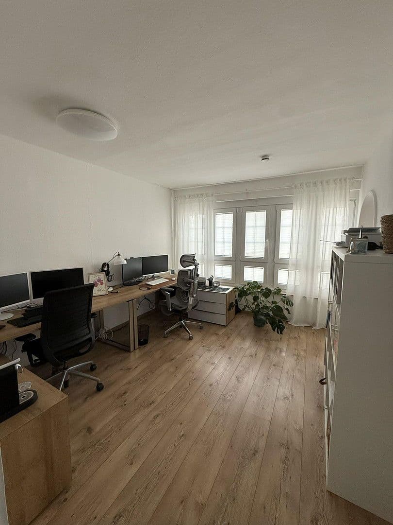 Prenájom bytu 4-izbový 141 m², Lünen, Severné Porýnie - Westfálsko Prenájom bytu 4-izbový 141 m², Lünen, Severné Porýnie - Westfálsko