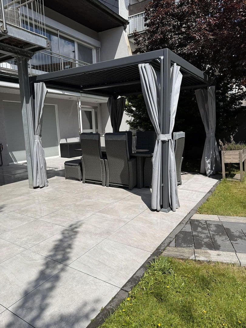 Prenájom bytu 4-izbový 141 m², Lünen, Severné Porýnie - Westfálsko Prenájom bytu 4-izbový 141 m², Lünen, Severné Porýnie - Westfálsko