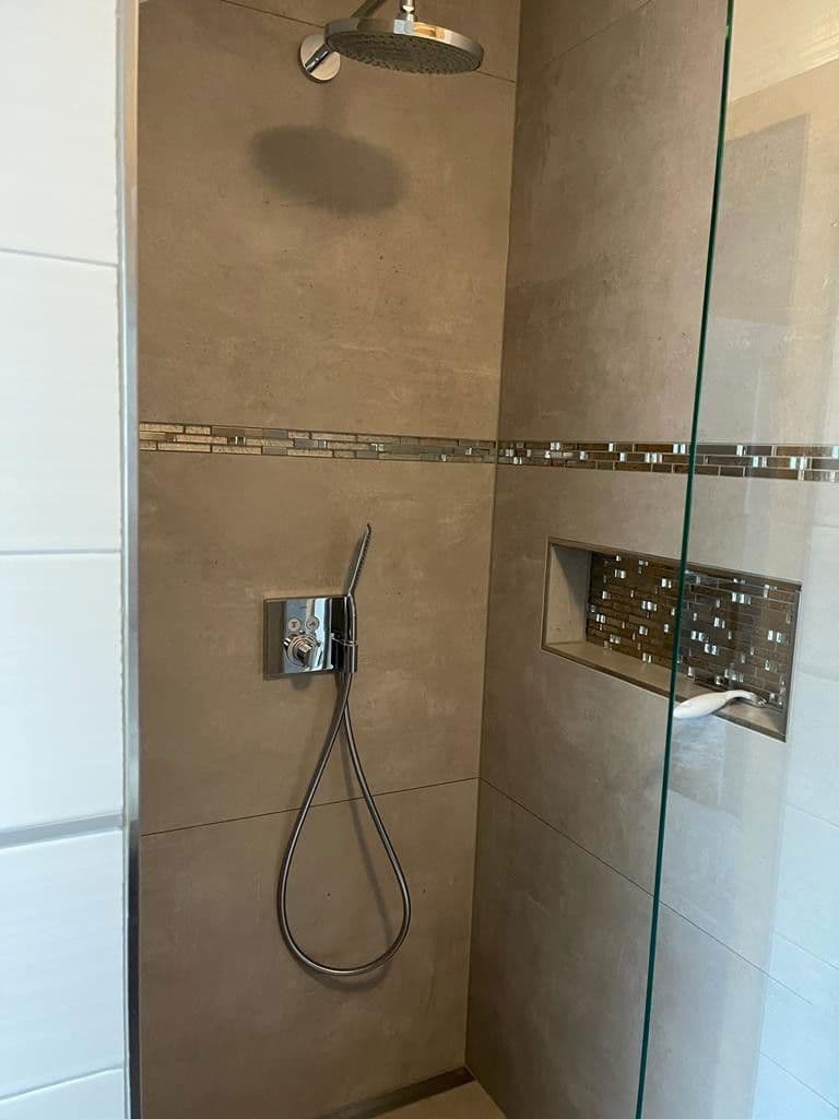 Predaj domu 367 m², pozemek 950 m², Hiddenhausen, Severné Porýnie - Westfálsko Predaj domu 367 m², pozemek 950 m², Hiddenhausen, Severné Porýnie - Westfálsko